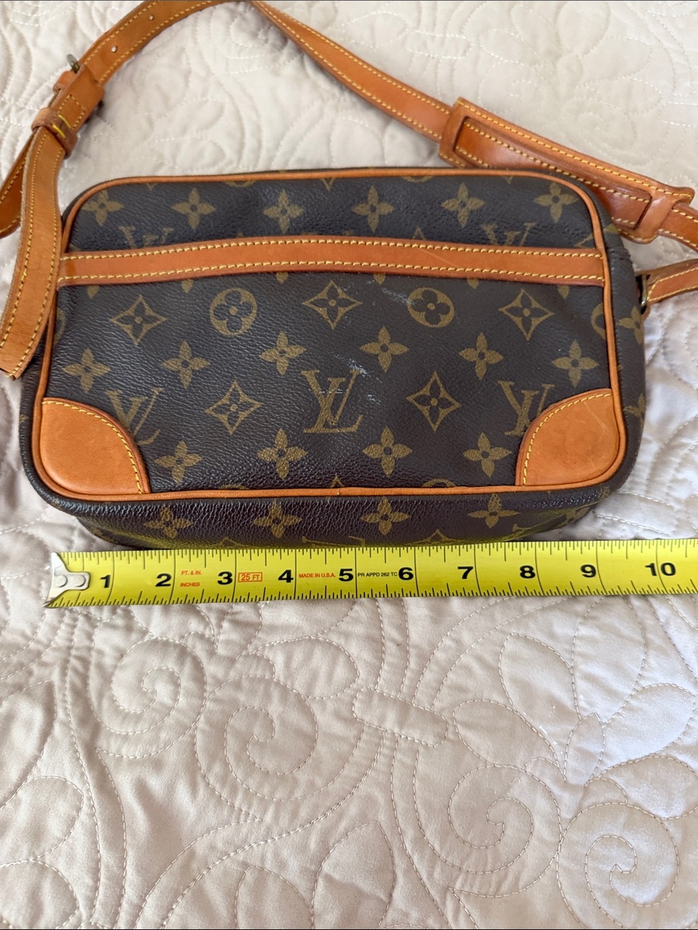 Vintage Louis Vuitton Monogram Crossbody in Brown and Tan - Picture 15 of 17